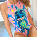 Una modella indossa il costume Boneswimmer intero per l'allenamento in piscina PINUP LAKUKU; vista frontale