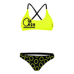 Bikini Boneswimmer da allenamento nuoto in piscina, stampa limone e scritta "Non si nega a nessuno", top giallo fluo e slip nero con cerchi, 100% poliestere PBT, foderato, resistente al cloro.
