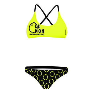 Bikini Boneswimmer da allenamento nuoto in piscina, stampa limone e scritta "Non si nega a nessuno", top giallo fluo e slip nero con cerchi, 100% poliestere PBT, foderato, resistente al cloro.