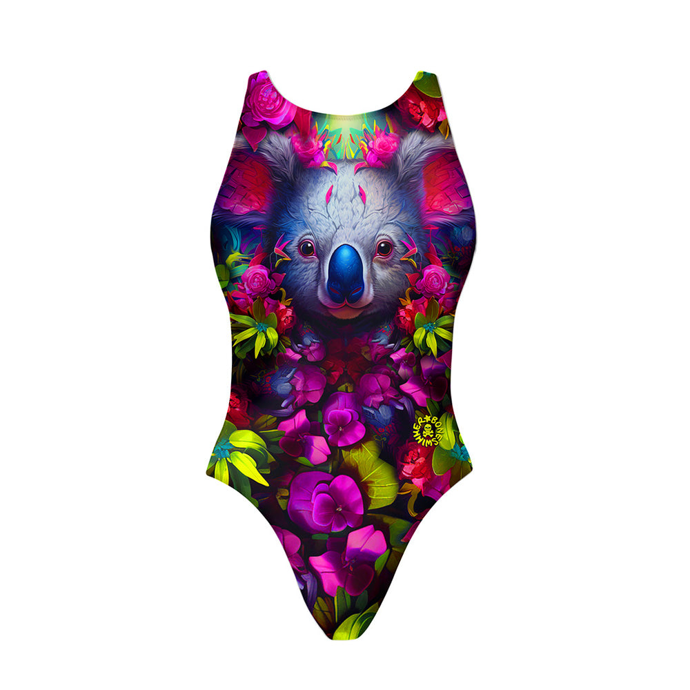 Costume da allenamento nuoto Boneswimmer per bambina, modello intero PINUP 399p con stampa di un koala che si rinfresca tra viole e foglie di eucalipto, fronte