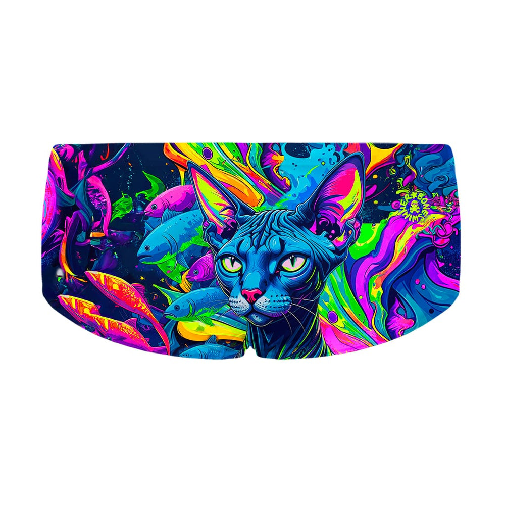 La vista posteriore del costume parigamba da nuoto Boneswimmer UCLA MARGÔ con un gatto sphinx circondato di pesci che nuotano