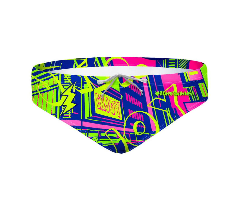 Costume da allenamento nuoto in piscina Boneswimmer da uomo, modello slip H2OTTO ENJOY con elementi fluo urban e scritta enjoy; fronte