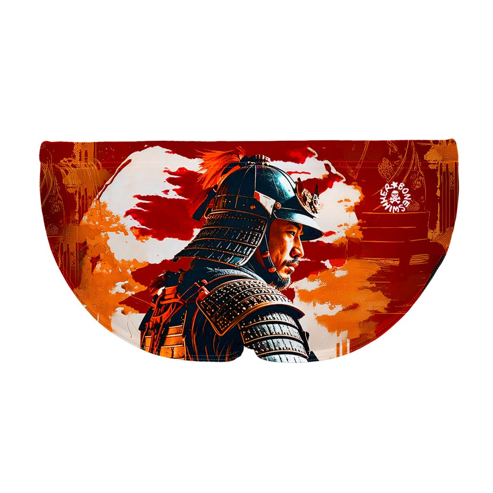 La vista posteriore del costume da nuoto Boneswimmer H2OTTO SAMURAI con un guerriero giapponese in un contesto dai colori rossi e autunnali