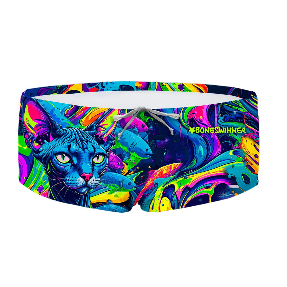 Costume da allenamento nuoto in piscina Boneswimmer da uomo, modello parigamba UCLA MARGÔ con un gatto sphinx circondato di pesci che nuotano; vista frontale