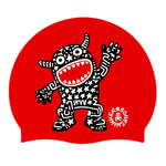 Cuffia da piscina in silicone spessorato, modello TRIBALE Boneswimmer con base colore rosso e illustrazione di un stile pop